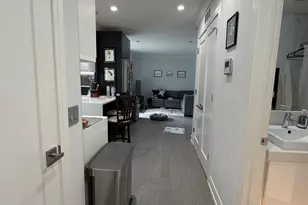 2145 W Fletcher St, Chicago, IL 60618 - Photo 11