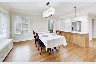 10041 S Hoyne Avenue, Chicago, IL 60643 - Photo 7