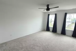 1602 Neubauer Circle, Lindenhurst, IL 60046 - Photo 7