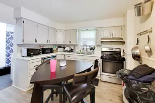 330 Park Ave, Cary, IL 60013 - Photo 11