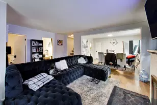 330 Park Ave, Cary, IL 60013 - Photo 5