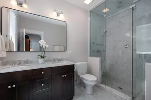 1238 W Argyle St, Chicago, IL 60640 - Photo 19