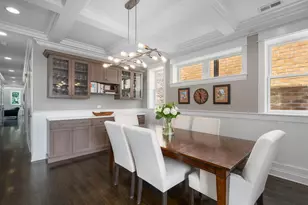 1238 W Argyle St, Chicago, IL 60640 - Photo 7