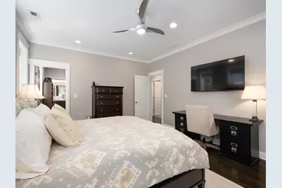 1238 W Argyle Street #3, Chicago, IL 60640 - Photo 17