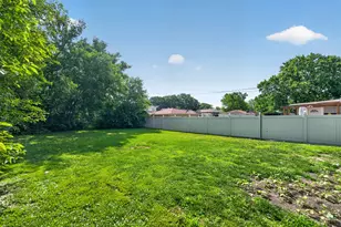 213 May St, Bensenville, IL 60106 - Photo 25