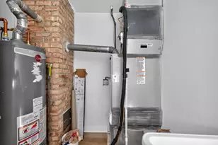 213 May St, Bensenville, IL 60106 - Photo 17