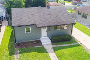 213 May St, Bensenville, IL 60106 - Photo 3