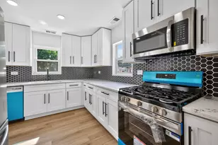 213 May St, Bensenville, IL 60106 - Photo 11