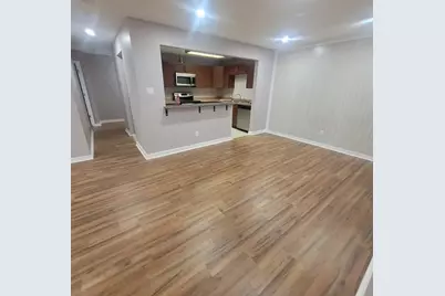 803 Garden Circle #7A, Streamwood, IL 60107 - Photo 5