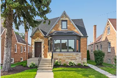 5652 W Cullom Avenue, Chicago, IL 60634 - Photo 1