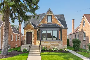 5652 W Cullom Ave, Chicago, IL 60634 - Photo 1