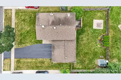 641 Devonshire Lane, Crystal Lake, IL 60014 - Photo 23
