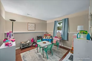 641 Devonshire Ln, Crystal Lake, IL 60014 - Photo 15