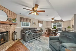 641 Devonshire Ln, Crystal Lake, IL 60014 - Photo 11