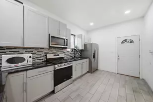 1300 N Monticello Ave, Chicago, IL 60651 - Photo 7