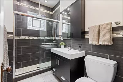 2206 W Eastwood Avenue #1, Chicago, IL 60625 - Photo 15