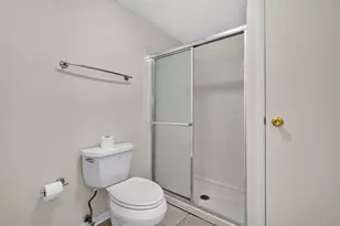 [Address not provided], Schaumburg, IL 60193 - Photo 25