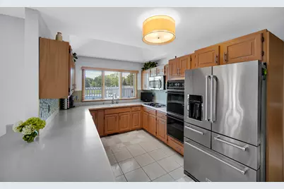 1809 185th Street, Lansing, IL 60438 - Photo 13