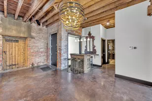2419 W 14th St, Chicago, IL 60608 - Photo 11