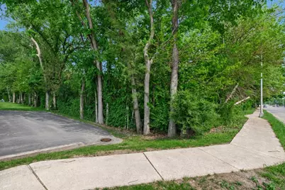 2623 Essington Road, Joliet, IL 60435 - Photo 3