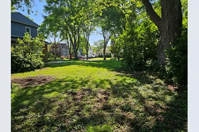 3015 Ezekiel Avenue, Zion, IL 60099 - Photo 9