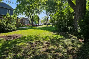 3015 Ezekiel Ave, Zion, IL 60099 - Photo 9