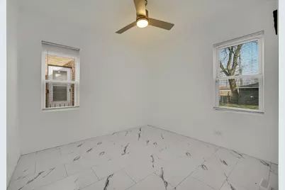 738 W 129th Place, Chicago, IL 60628 - Photo 9