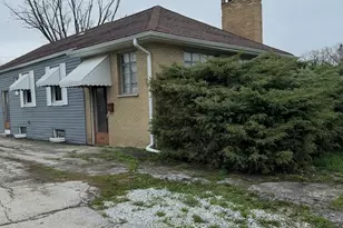 91 W 30th Pl, South Chicago Heights, IL 60411 - Photo 1