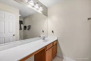 102 Neutrenton Ave, Elgin, IL 60120 - Photo 21