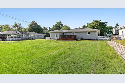 409 Glenwood Drive, Belvidere, IL 61008 - Photo 15