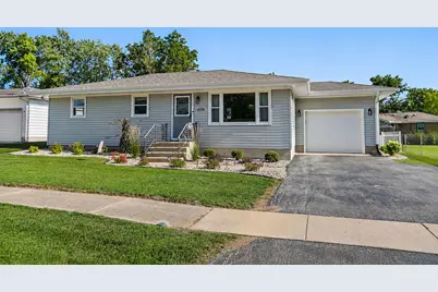 409 Glenwood Drive, Belvidere, IL 61008 - Photo 1