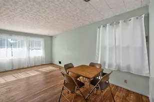 1212 N 1st St, Dekalb, IL 60115 - Photo 7