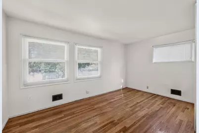 1212 N 1st Street, Dekalb, IL 60115 - Photo 15