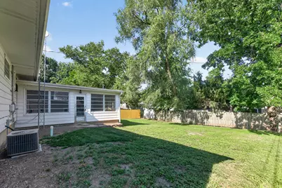 1212 N 1st Street, Dekalb, IL 60115 - Photo 27