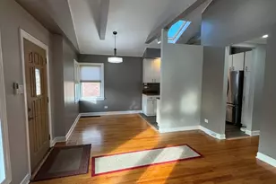 5623 S Nagle Ave, Chicago, IL 60638 - Photo 9