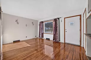 1510 Winter Dr, Freeport, IL 61032 - Photo 5