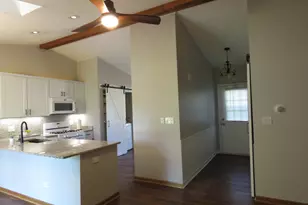 3451 Waterford Way, Island Lake, IL 60042 - Photo 7