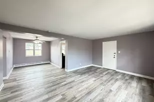 2057 E 72nd St, Chicago, IL 60649 - Photo 13