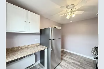 2057 E 72nd Street #3, Chicago, IL 60649 - Photo 7
