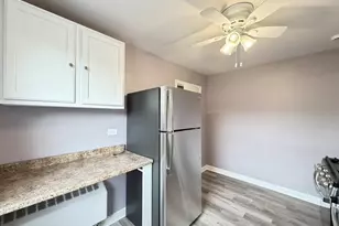 2057 E 72nd St, Chicago, IL 60649 - Photo 7