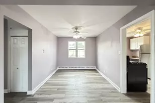 2057 E 72nd St, Chicago, IL 60649 - Photo 9