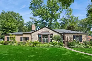 1871 Elmwood Dr, Highland Park, IL 60035 - Photo 1