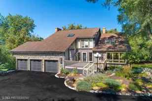 255 Indian Trail Rd, North Barrington, IL 60010 - Photo 1