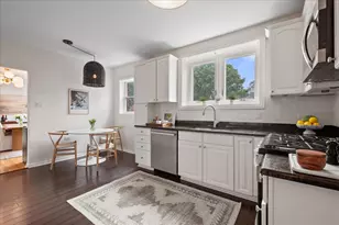 1918 Colfax St, Evanston, IL 60201 - Photo 11