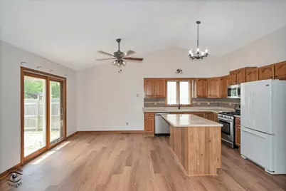 1521 Lady Brunetta Road, Bourbonnais, IL 60914 - Photo 11