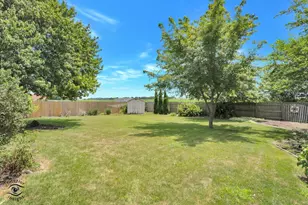 1521 Lady Brunetta Rd, Bourbonnais, IL 60914 - Photo 21