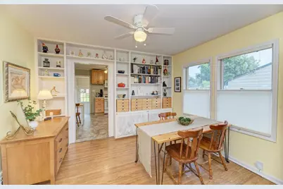 139 N Washington Street, Westmont, IL 60559 - Photo 5