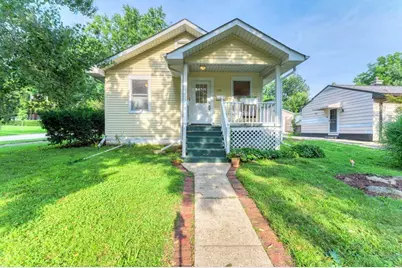 139 N Washington Street, Westmont, IL 60559 - Photo 1