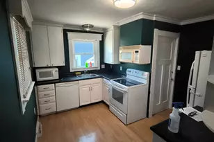 302 N 16th St, Charleston, IL 61920 - Photo 13