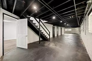 8251 S Carpenter St, Chicago, IL 60620 - Photo 29